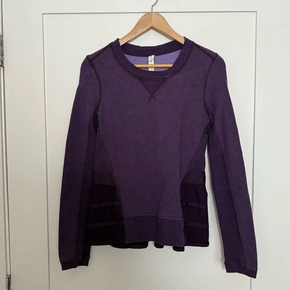 Lululemon Ruffled Up Pullover Womens Sz 4 Purple Crew Neck Long Sleeve Athletic